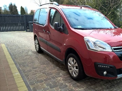 Citroen Berlingo XTR 1.6 blue HDI 120 KM