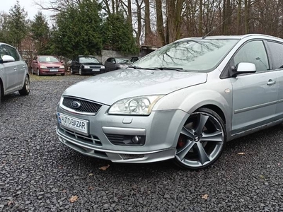 Ford Focus 2.0B•2005r•Xenon•Niepowtarzalny•Felgi 19tki