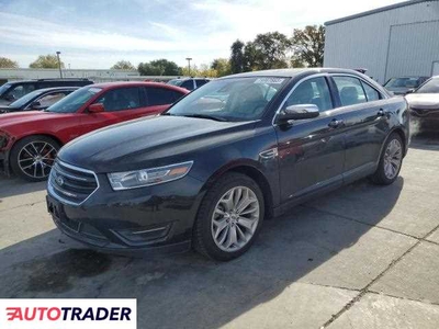 Ford Taurus 3.0 benzyna 2019r. (SACRAMENTO)