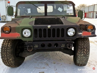 HUMMER H1 / HMMWV / rok 2009