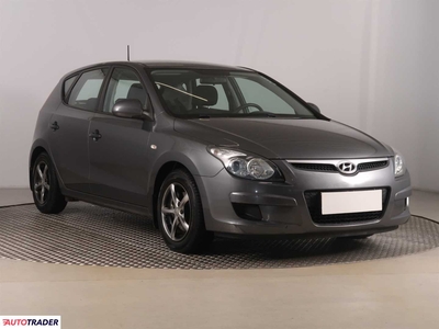 Hyundai i30 1.4 107 KM 2009r. (Piaseczno)