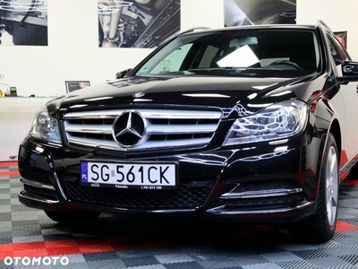 Mercedes-Benz Klasa C 200 T CGI Automatik BlueEFFICIENCY Avantgarde