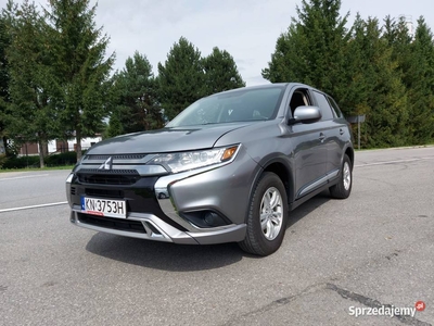 Mitsubishi Outlander 4x4 2,4i