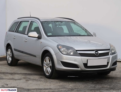 Opel Astra 1.6 113 KM 2012r. (Piaseczno)