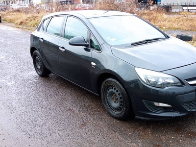 Opel Astra j 1.4 turbo benzyna Po Lifcie ,niski przebieg