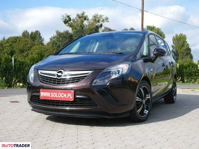 Opel Zafira 1.4 benzyna 140 KM 2012r. (Goczałkowice-Zdrój)