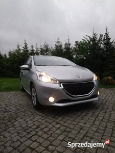 Peugeot 208 1.2 benzyna 82tys.km stan idealny ks.serwisowa f