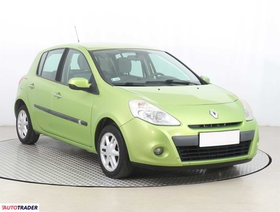 Renault Clio 1.1 73 KM 2009r. (Piaseczno)