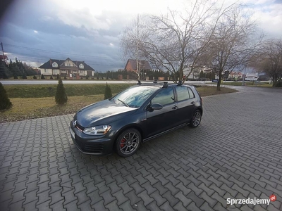 Sprzedam zainwestowanego golfa 7 gti