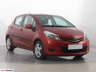 Toyota Yaris 1.3 97 KM 2013r. (Piaseczno)