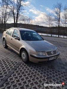 Volkswagen Bora 1.6 benzyna