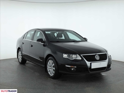 Volkswagen Passat 1.4 120 KM 2009r. (Piaseczno)