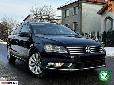 Volkswagen Passat 1.6 diesel 105 KM 2012r. (Kutno)