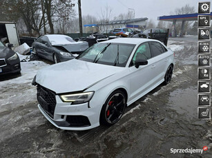 Audi RS3 8VA (2015-)