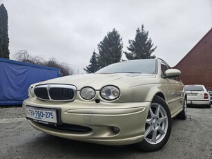 Jaguar X-Type