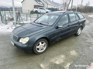 Mercedes W 203 C klasa 2.0 LPG 6 biegów niski przebieg dobrze utrzymany