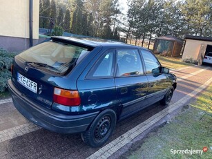 Opel astra f 1.4 OC do 23.07.2025 zdrowe progi i podłoga