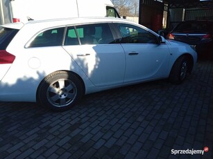 Opel Insignia 2.0 DTI rok 2009 Combi