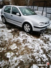 Sprzedam Volkswagena Golfa 4 1,4 benzyna