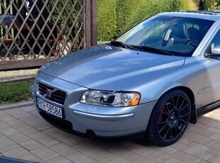 Sprzedam volvo s60 2.5t AWD lpg super stan