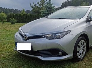 Toyota Auris kombi