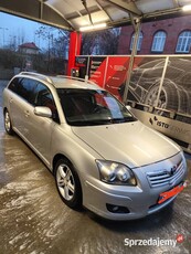 Toyota Avensis kombi 2.0 diesel 2007 rok