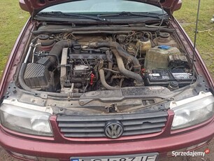 Volkswagen Passat 1.9 tdi 90 KM B4 kombi hak auto ważne OC i PT