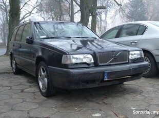 Volvo 850 kombi 2.4 LPG, bez rdzy, silnik uszkodzony