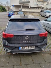 VW T-ROC 2019 Diesel 80500 przebieg