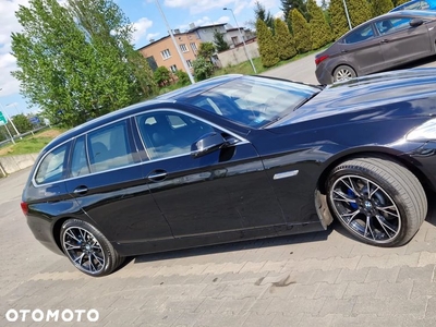 BMW Seria 5 520d xDrive Touring