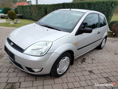 ford fiesta 2005r1300 cm benzyna klimatyzacja stan idealny