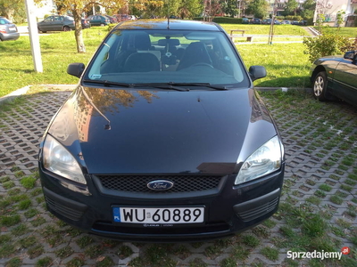 Ford Focus 2005r 1.6 benzyna klima niski przebieg