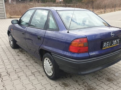 Opel Astra benzyna +Gaz