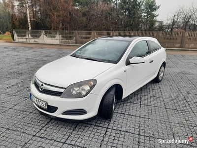 Opel Astra H GTC 2009