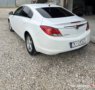 Opel Insignia 1.6 benzyna