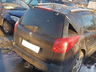 Peugeot 207 kombi 1.6 HDI 90 KM diesel uszkodzony