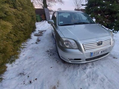 Toyota Avensis 2.0B 2003 klimatyzacja dobra cena