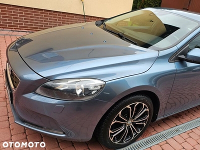 Volvo V40 T3 Momentum