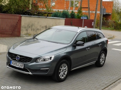 Volvo V60 Cross Country D3 Drive-E Momentum