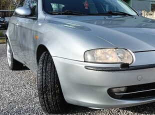 Alfa 147 1.6 105 km skóra klima zadbana