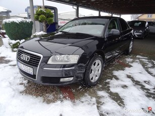 AUDI A-8 V6 QUATTRO