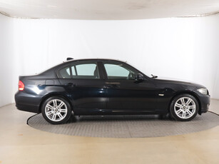 BMW 3 2011 320 i 247263km Individual