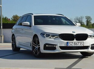 BMW M550i 252 KM xDrive M Sport Panorama/ Kamera/ Full LED/Skóra/Head Up/Hak