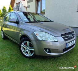 Kia cee'd 1 1.6crdi 90km