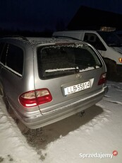 Mercedes E 210 2.4 benzyna kombi.