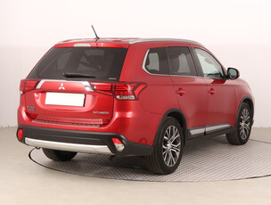 Mitsubishi Outlander 2015 2.2 DI