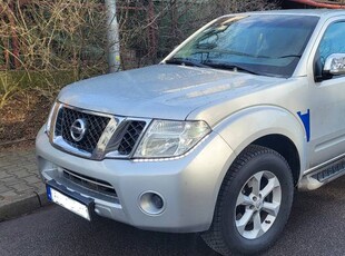 Nissan Pathfinder 2.5dci 4x4 manual 2014rok orginal servis do konca