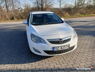 Opel Astra J 1.7cdti 2012r. 110KM