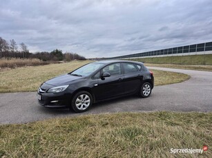 Opel Astra j