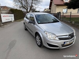 •Opel•Astra•1.6•Benzyna•Klima